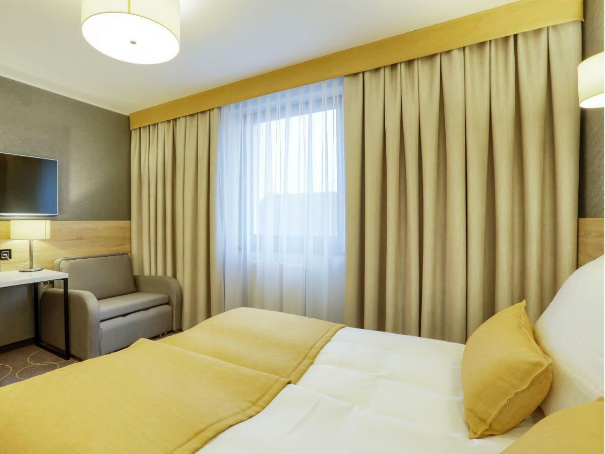 Hotel Antek Zlinice 외부 사진