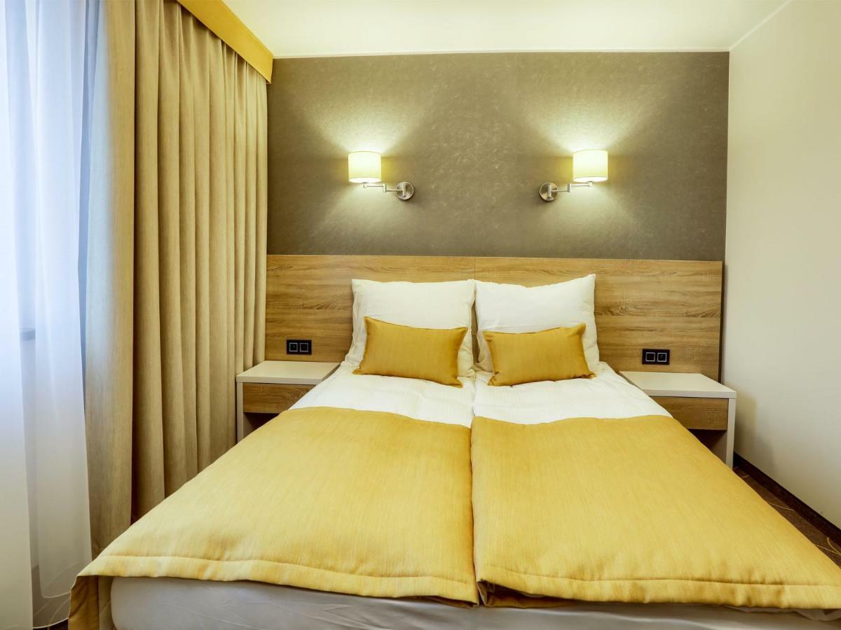 Hotel Antek Zlinice 외부 사진