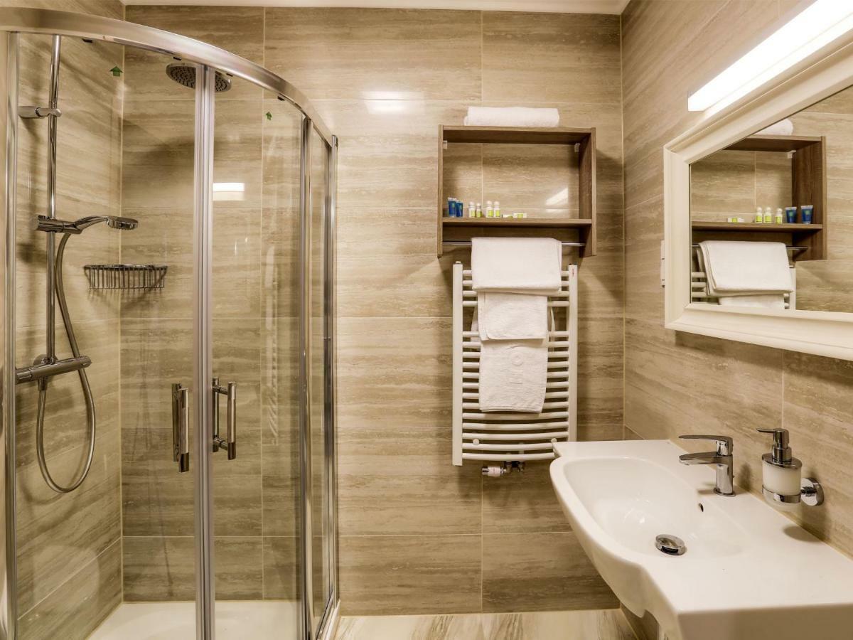 Hotel Antek Zlinice 외부 사진